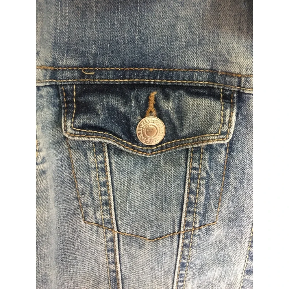 Girl's Size XL Denim Levi Strauss Jean Jacket Fits 13-15 Years  Button Up Blue